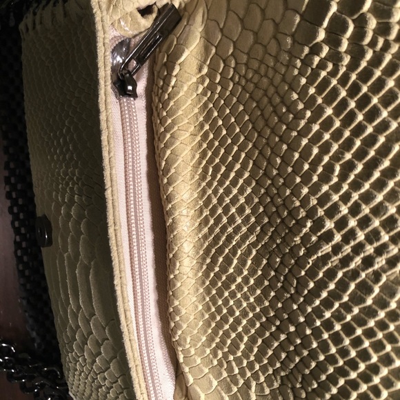 Leather bags - Picture 7 of 7